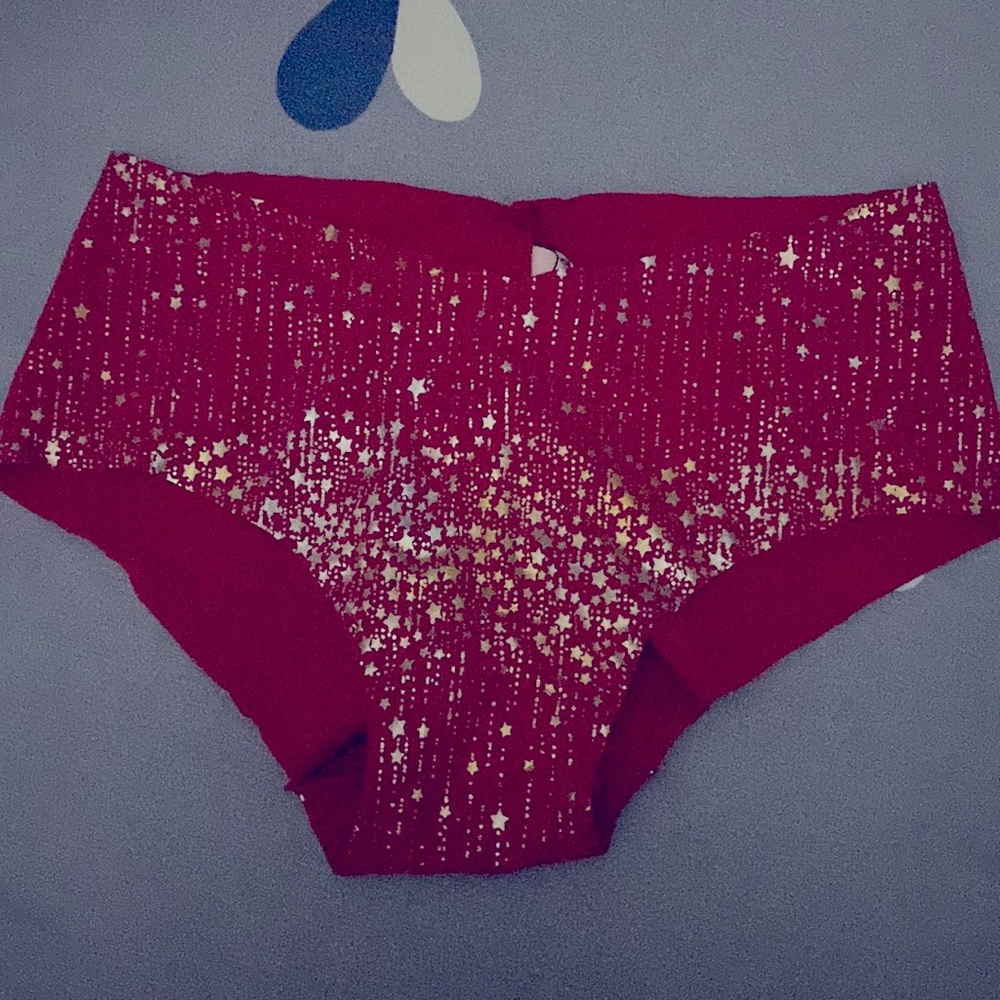 Victoria’s Secret No Show Hiphugger panty
